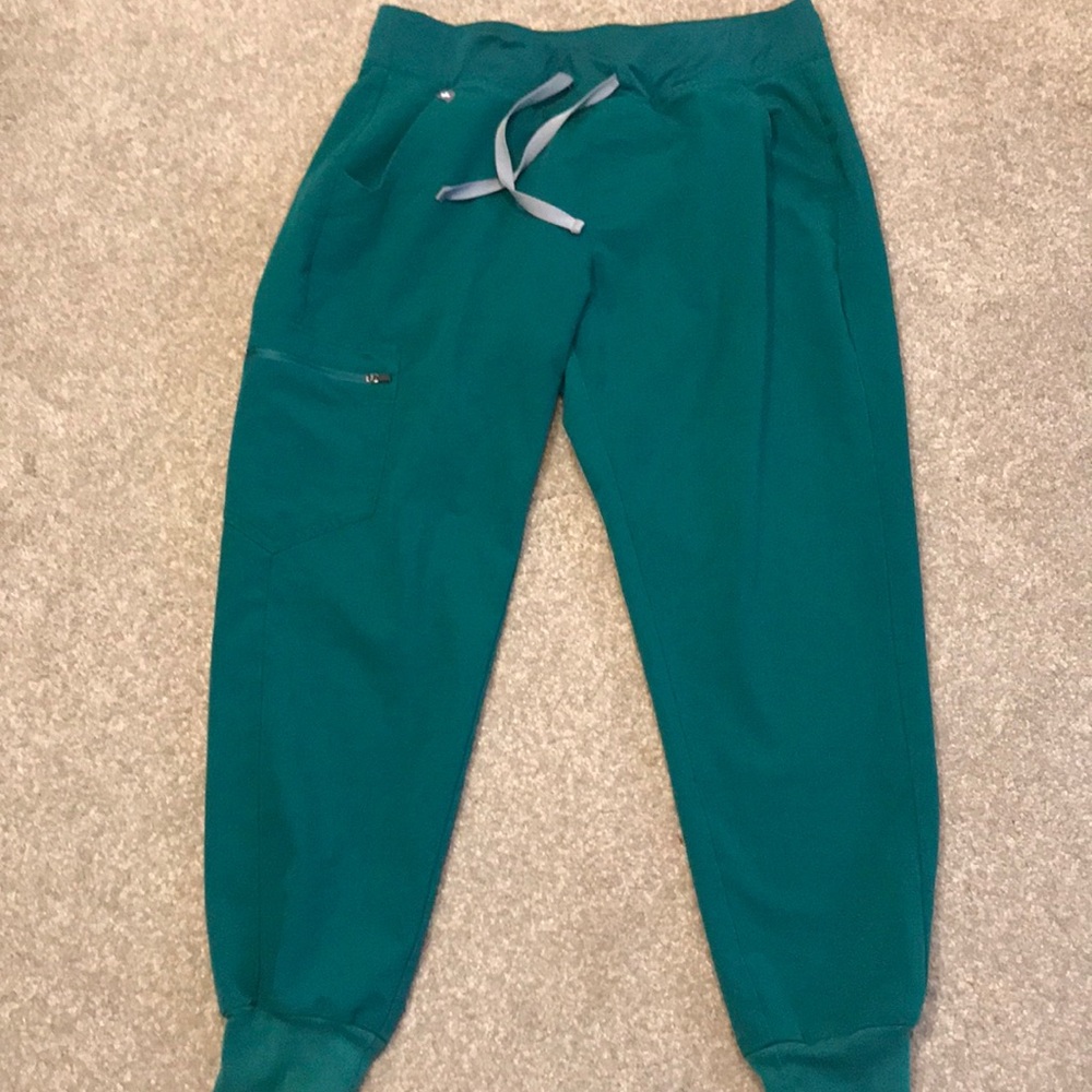 Figs hunter green Zamora Jogger scrub pants
